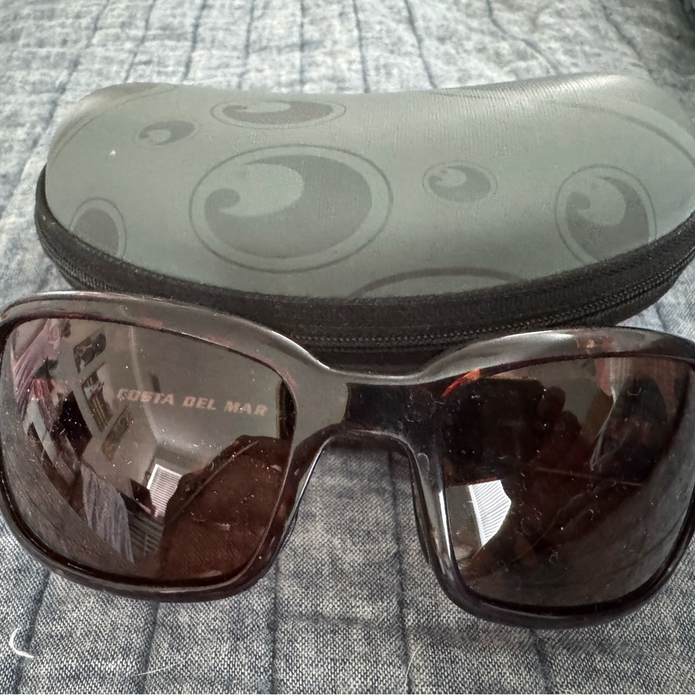 Costa Women's Dark Brown/Tortoiseshell Sunglasses Gatun style - Picture 1 of 4